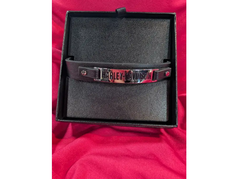 Harley-Davidson Men’s Thin Leather Cuff Bracelet 34B00249
