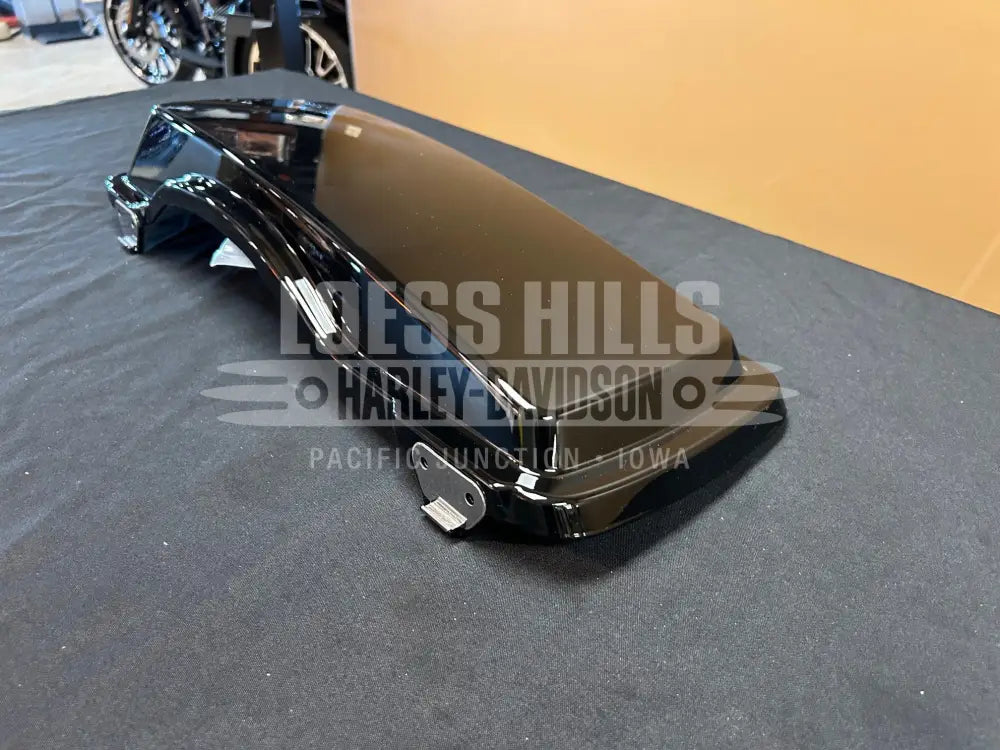 HARLEY-DAVIDSON RIGHT SADDLEBAG LID GLOSS BLACK 90607-93DH