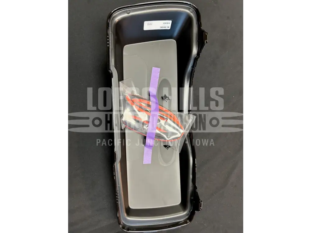 HARLEY-DAVIDSON RIGHT SADDLEBAG LID GLOSS BLACK 90607-93DH