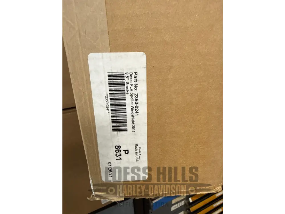 MEMPHIS SHADES Spoiler Windshield - 8.5’’ - Smoke - FLH