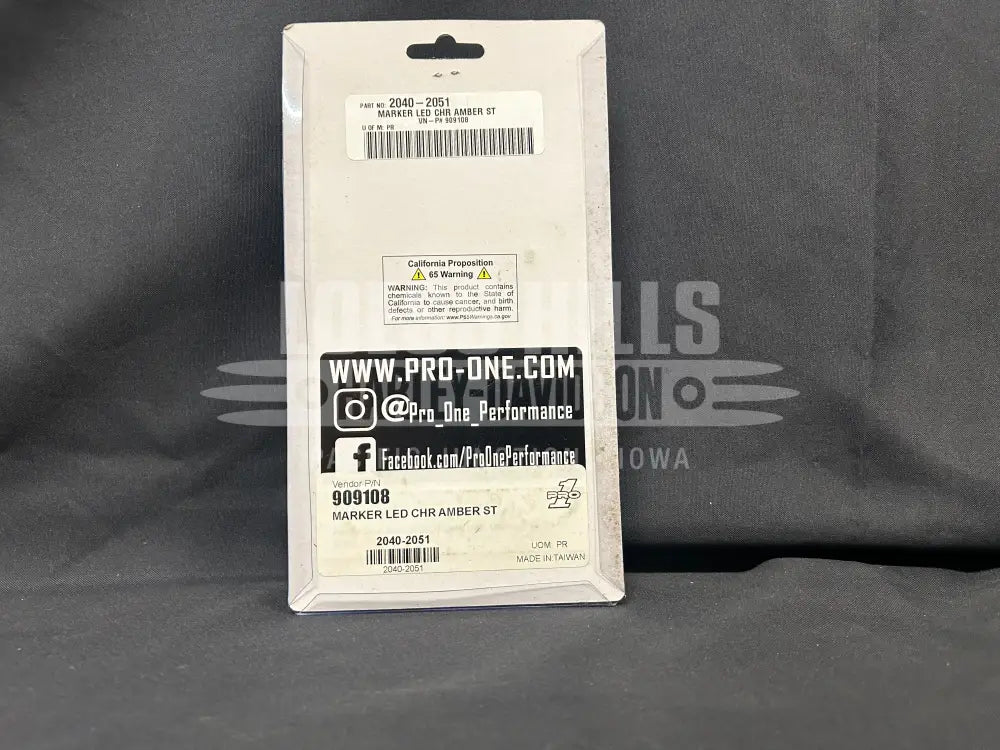 PRO-ONE PERF.MFG. Fender Strut LED Marker Lights 2040-2051