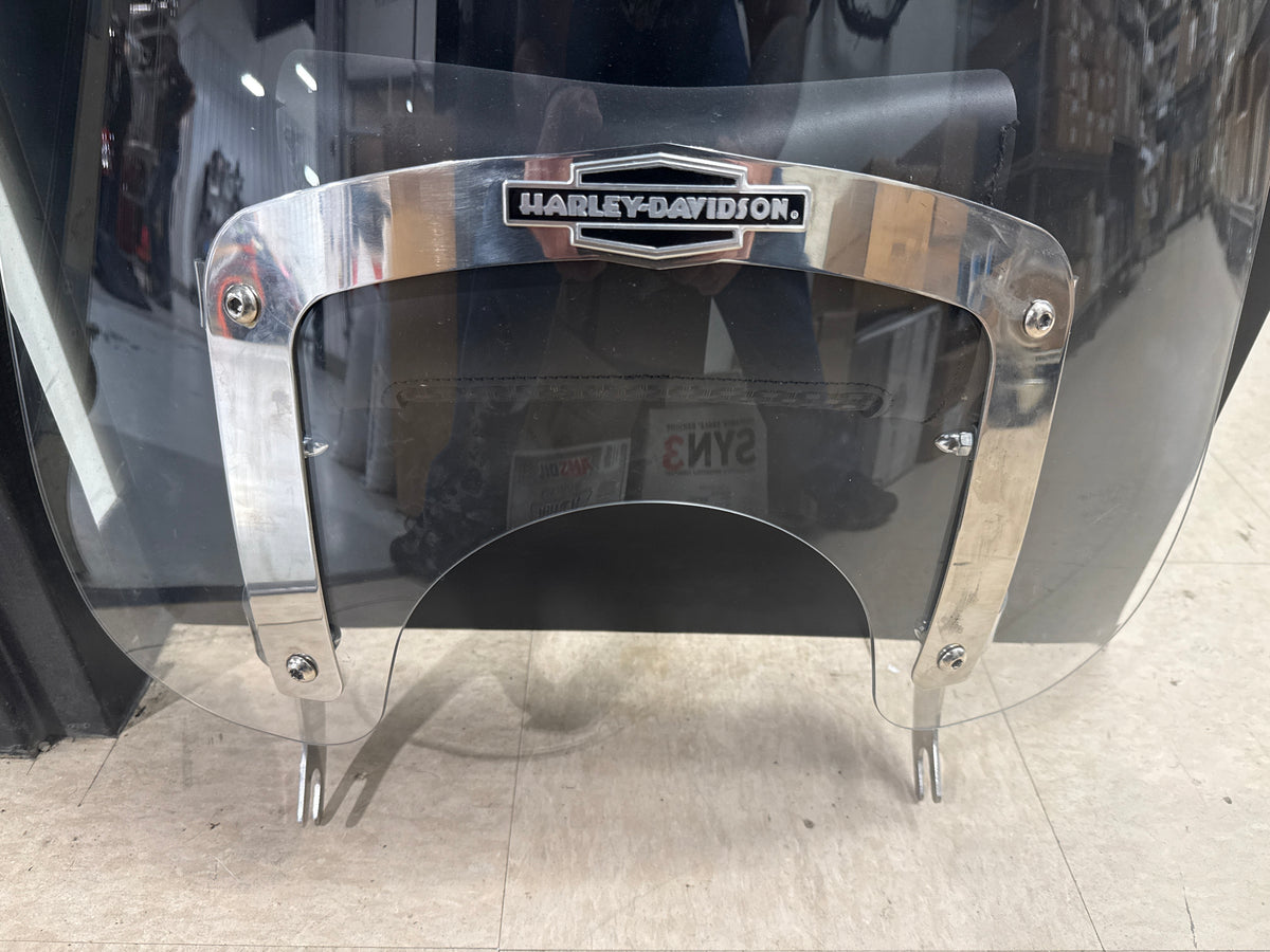 HARLEY DAVIDSON King-Size Nostalgic H-D Detachable Windshield for FL Softail Models - 20 in. Clear - 57140-05