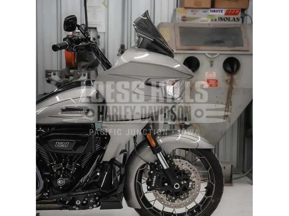 Flare® Windshield for Harley-Davidson® 2023.5-2026 Road