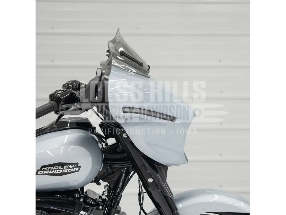Flare® Windshield for Harley-Davidson® 2023.5-2026 Street