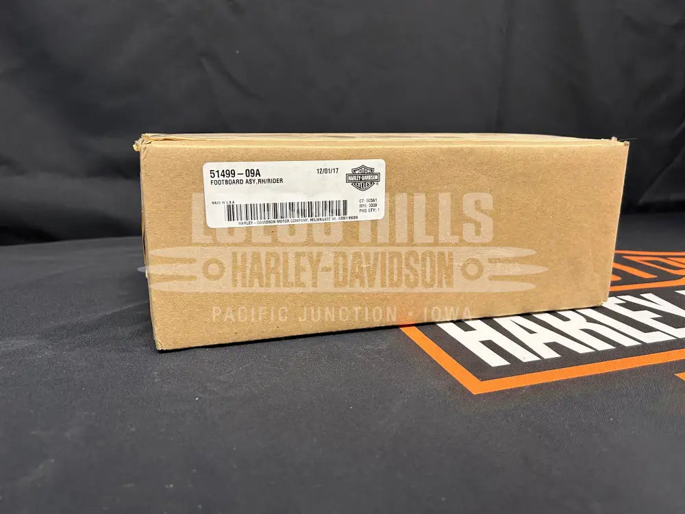 Genuine Harley-Davidson footboard RH/rider 51499-09A