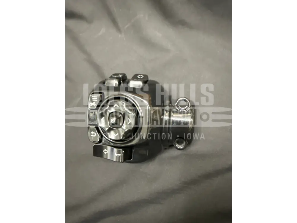 HARLEY DAVIDSON LEFT HANDED CONTROLS WITH SWITCHPACK (GLOSS