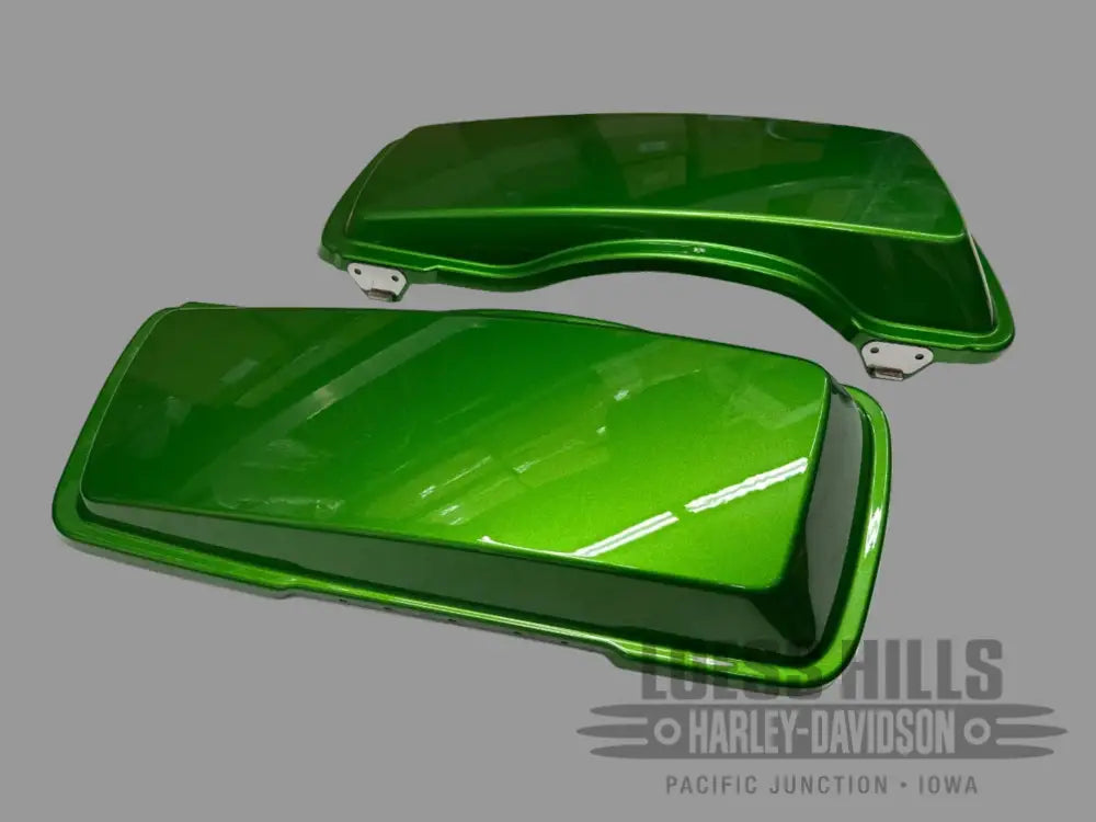 HARLEY DAVIDSON Saddlebag Lid RH. Kryptonite Green