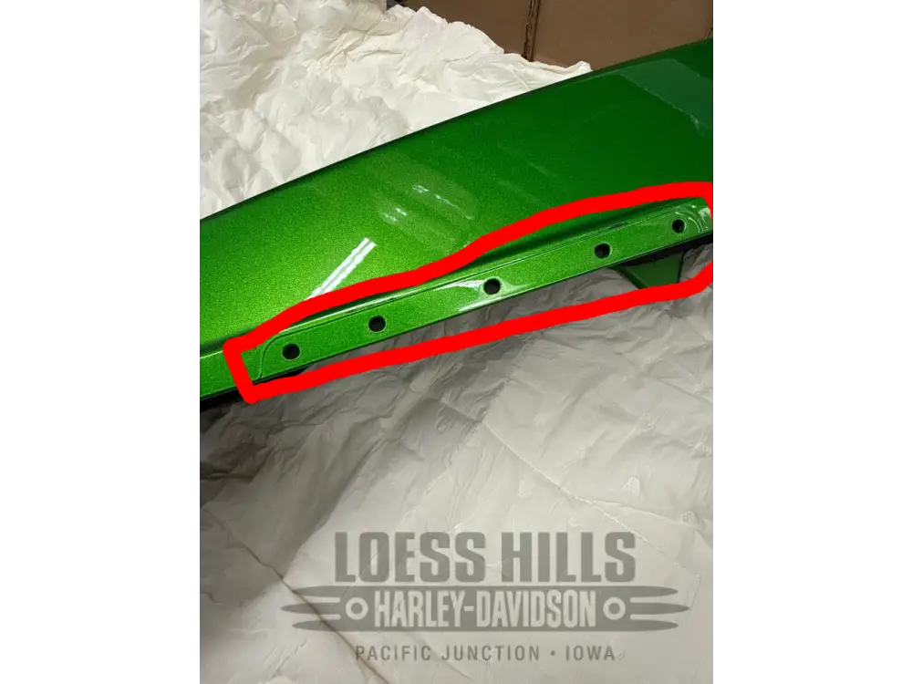HARLEY DAVIDSON Saddlebag Lid RH. Kryptonite Green
