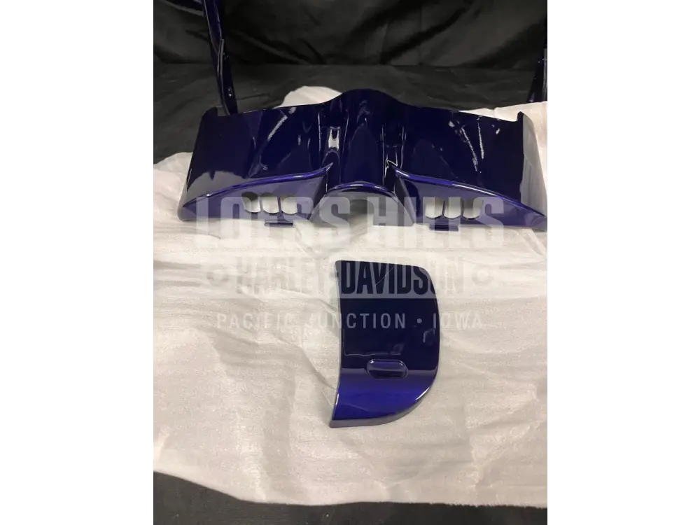 HARLEY-DAVIDSON TRIGLIDE INNER FAIRING 57000388EPB