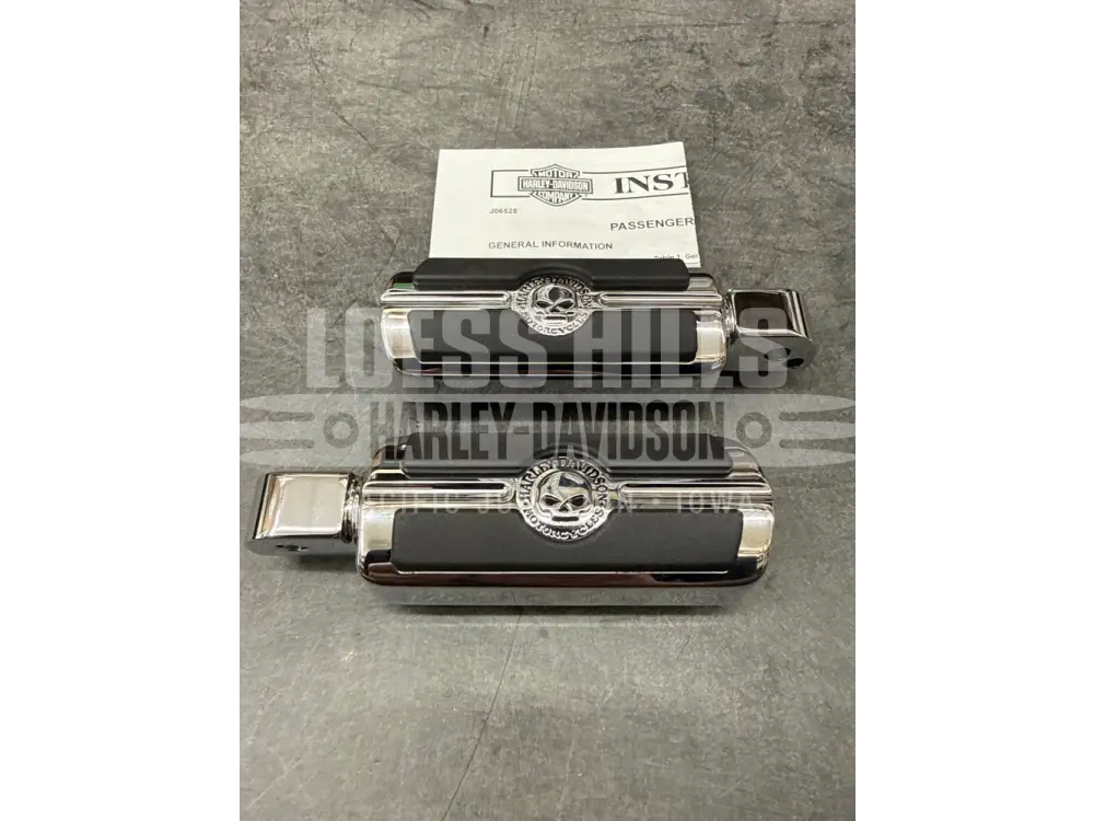 HD Willie G Skull Passenger Footpegs - 50500858 - FOOTPEG