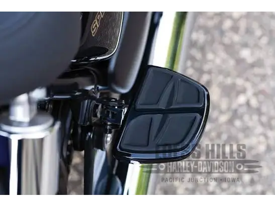 Kuryakyn Motorcycle Accessory: Kinetic Mini Board