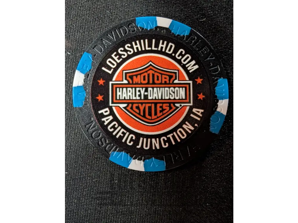 Loess Hills H-D Skull & Pistons Poker Chip CHIP-SKL