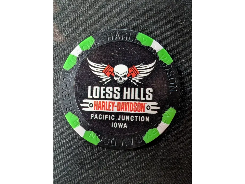 Loess Hills H-D Skull & Pistons Poker Chip CHIP-SKL