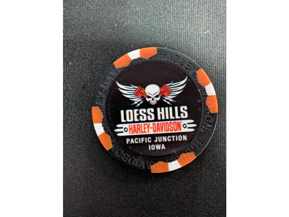 Loess Hills H-D Skull & Pistons Poker Chip CHIP-SKL