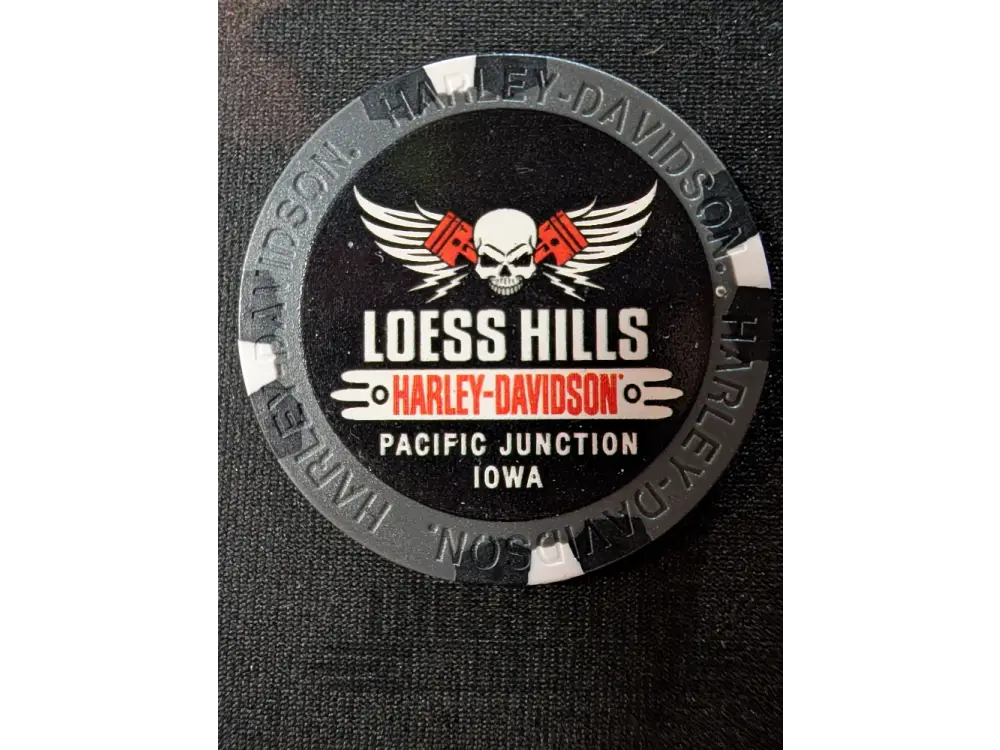 Loess Hills H-D Skull & Pistons Poker Chip CHIP-SKL