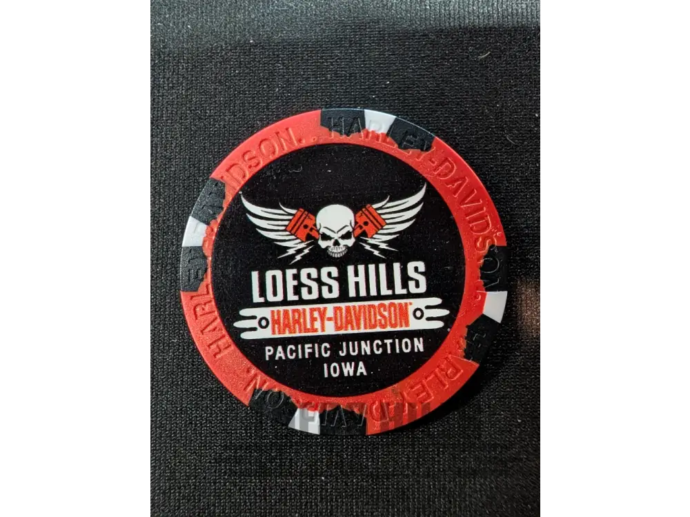 Loess Hills H-D Skull & Pistons Poker Chip CHIP-SKL