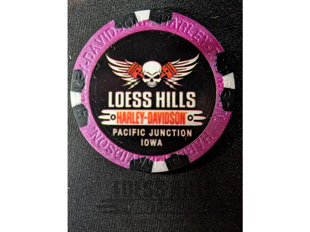Loess Hills H-D Skull & Pistons Poker Chip CHIP-SKL