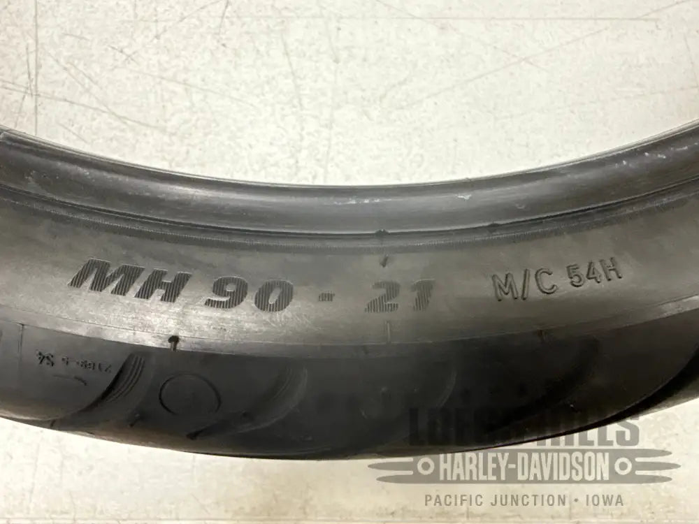 MICHELIN Commander III Touring Front Tire - MH90-21 (54H)
