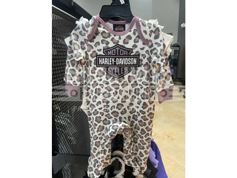 Newborn/Infant Girl’s Cream Print Footed PJ’s 3004405