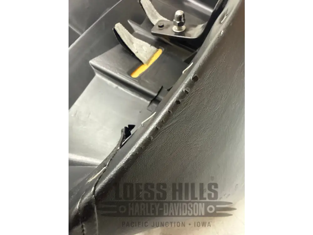 OEM ’17-24’ Harley-Davidson Tour Pak Seat Backrest