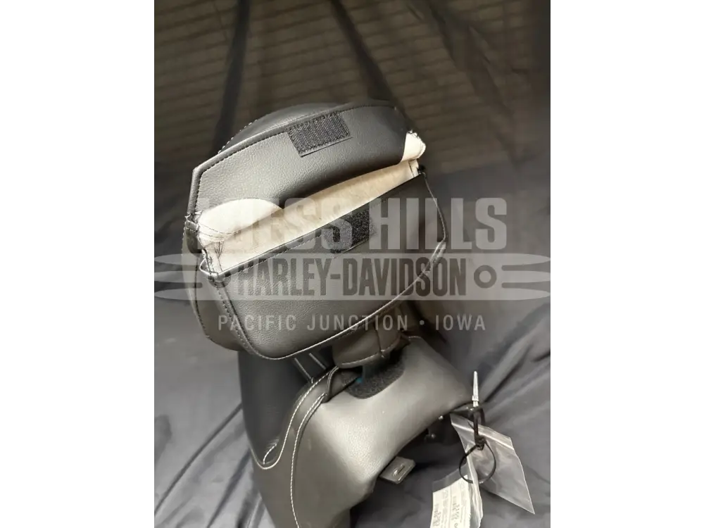 Saddlemen Dominator Seat with Matching Riders Backrest-